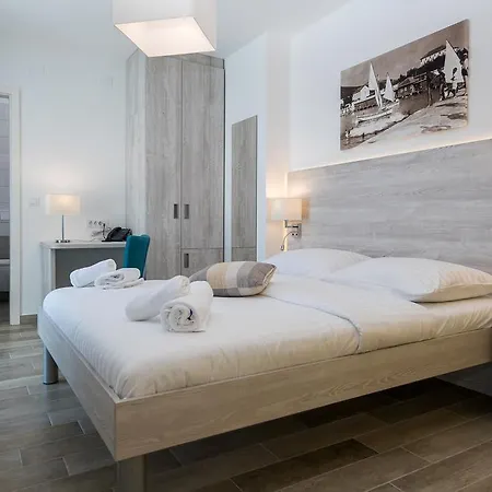 Pellio 3* Selce