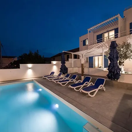 Pellio Guest house 3*