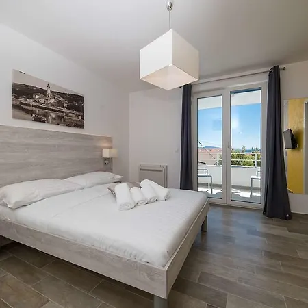 Pellio Guest house 3*