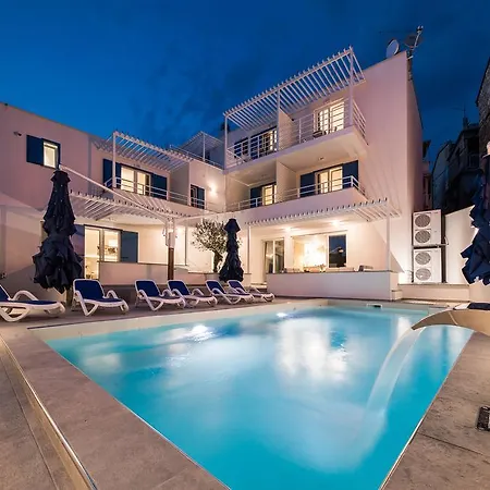 Pellio Pensjonat 3*